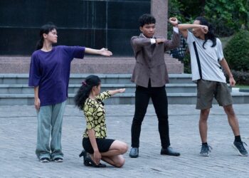 Sikut Awak : Mengukur Masa Depan Bali