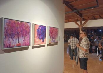 Fenomena Alam dari 34 Karya Perupa Jago Tarung Yogyakarta di Santrian Art Gallery