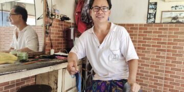 Sri Gunadika dari Banyuning: Kaki Patah,  Tapi Tangan yang Mencukur itu Menghidupinya