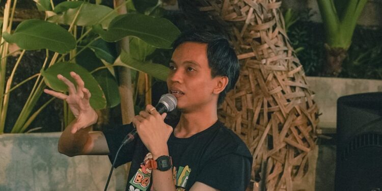 Dwarsa Sentosa Berbagi Cerita di Kedai Umah Pradja, Singaraja : Ini Itu Tentang Musik dan Rekamannya