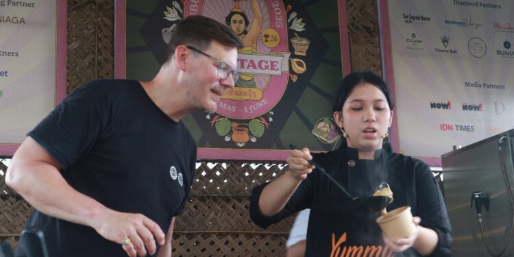 Pindang Ayam Gunung: Aroma Rumah dari Pangandaran yang Menguar di Ubud Food Festival 2025