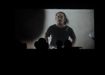 Ketika Kita Terlalu Cepat Menilai — Catatan untuk Film “Abu-abu” dan “Nyambutin” pada Layar Kolektif Bali Utara