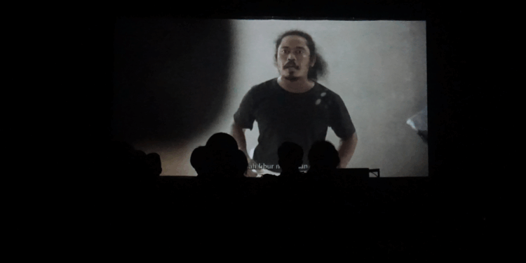 Ketika Kita Terlalu Cepat Menilai — Catatan untuk Film “Abu-abu” dan “Nyambutin” pada Layar Kolektif Bali Utara