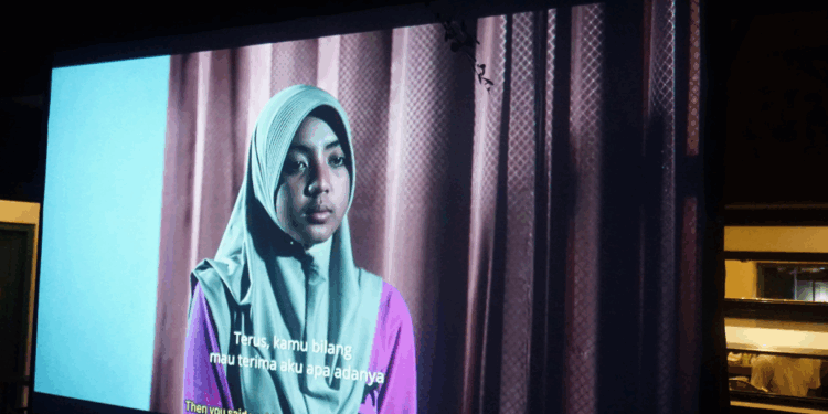 Film ”Kembang Eleh”: Ketika Ranjang Pengantin Terasa Lebih Sempit dari Penjara  — Catatan Layar Kolekstif Bali Utara di Seririt