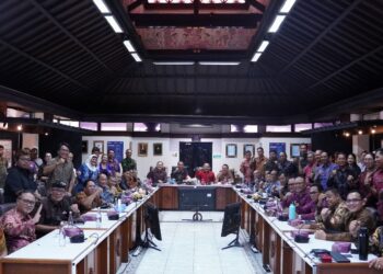 Piagam Gumi Delod Ceking untuk Pariwisata Berkelanjutan   