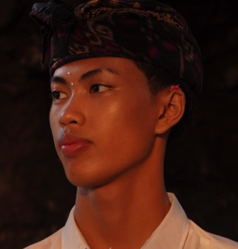 Komang Dede Arianata