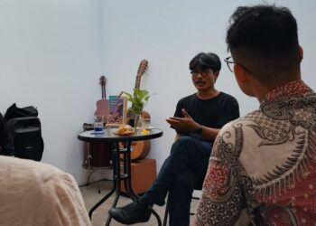 Menuai Badai di Surabaya—Dari Diskusi Novel “Menuai Badai” Karya Putu Juli Sastrawan