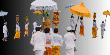 Perilaku Umat Beragama versus Esensi Agama: Tinjauan Kritis dari Perspektif Teori Sistem Hukum Lawrence M. Friedman