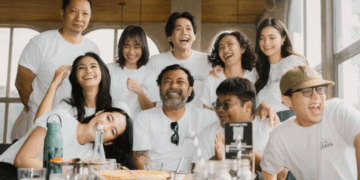 Film “1 Kakak 7 Ponakan” — Apakah Ini Pesan Tersirat untuk Generasi Sandwich?