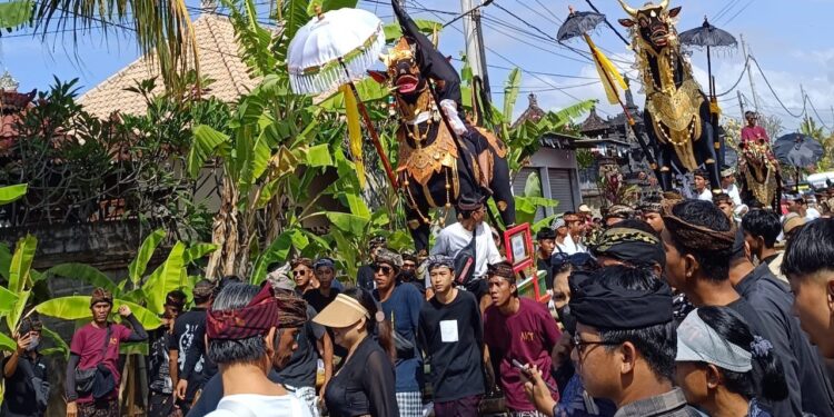 Libur Orang Bali, Sebuah Renungan