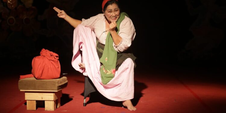 Parade Monolog dengan Refleksi Mendalam Tentang Ekologi, Budaya dan Nurani Manusia di Festival Seni Bali Jani 2025