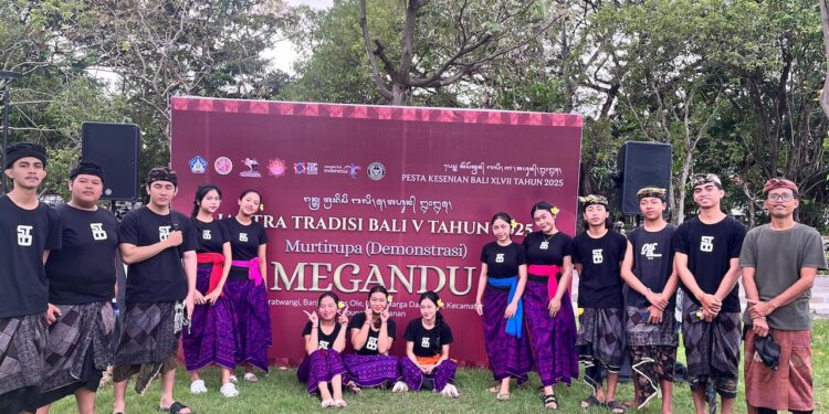 “Megandu” Permainan Tradisional Anak-anak Petani Tabanan di Jantra Tradisional Bali 2025