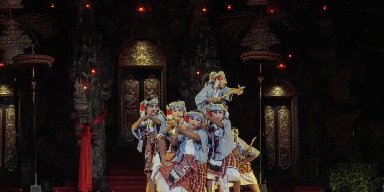 Dolanan Kidal Kidul yang Jenaka dari Gong Kebyar Anak-anak Sanggar Seni Sudha Wirad, Kabupaten Badung, di Pesta Kesenian Bali 2025