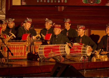 Karya Maestro I Wayan Begeg Dimainkan Sekaa Gong Taruna Mekar Tunjuk-Tabanan di Pesta Kesenian Bali 2025