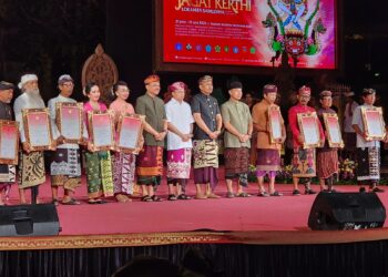 Koster Senang Karena Seniman Menggarap Karya Seni Berdasar Kearifan Lokal di Daerah Masing-masing