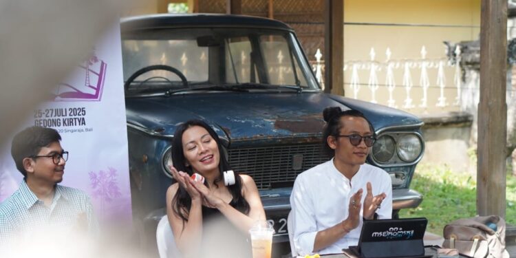 Ekologi Sastra dalam Buda Kecapi di Singaraja Literary Festival 2025