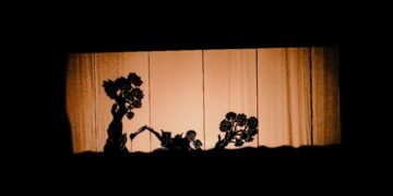 Teater Pakeliran “Bibi Anu”: Jejak Pandang Melihat Bali Hari Ini