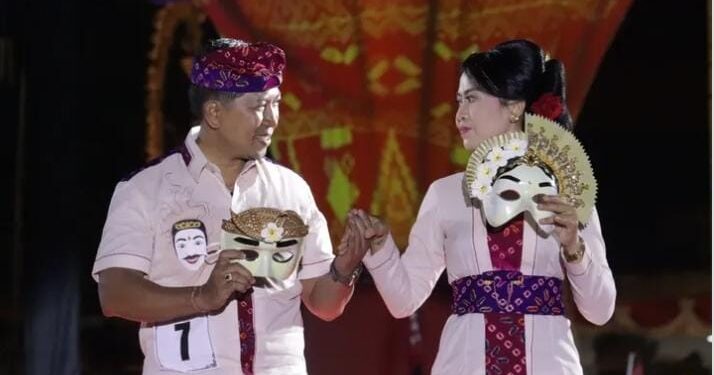 Kreasi Kain Perca pada Lomba Fashion Desain Tenun Buleleng Bertajuk “Ethno Glam” di Buleleng Festival 2025