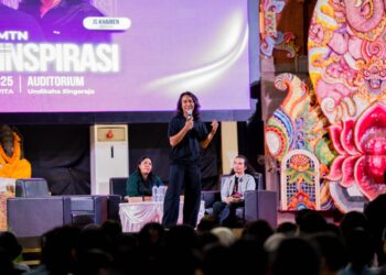 JS Khairen, Membaca Adalah Bahan Bakar Menulis