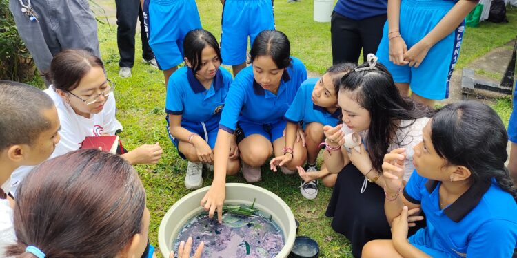 Lokakarya “Pewarna Alam pada Kain”: Cara Menyembuhkan Semesta dengan Pewarna Alami