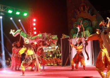 Bala Gurnita Mpu Kuturan, Kritik Isu Deforestasi dan Air Melalui Gong Mebarung di Panggung Buleleng Festival 2025