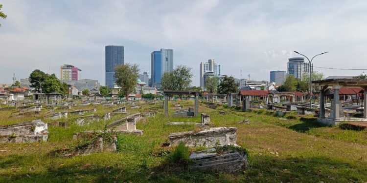 Menziarahi Van der Tuuk