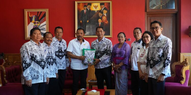 Ngurah Arya: DPRD Buleleng Terus Bersinergi dengan Elemen Masyarakat dalam Mendorong Program-program Bermanfaat