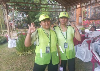 Di Balik Kilau Bulfest 2025, Ada Ratna dan Lidya yang Membersihkan Limbah Pesta