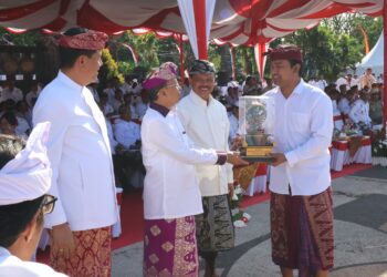 Bulde Wine, Manfaatkan Anggur Buleleng, Juara di Bali