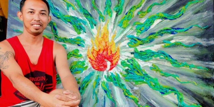 “Botol Lupa Tutupnya”, Karya Seni Oka Astawa — Hasil dari Pungut Tutup Botol Plastik di Pantai Pangkung Tibah, Tabanan