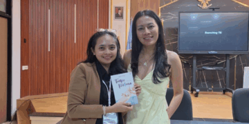 Suara Perempuan dalam Sastra : Menulis sebagai Pena Penyembuh dalam Perjalanan Dee Lestari