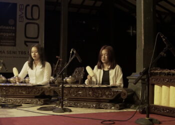 Catatan dari Forum Bukan Musik Biasa #106 : Membunyikan Ulang Seni Sandur dan Biografi