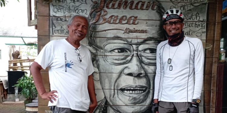 Cerita Perjalanan Bersepeda ke Labuan Bajo [7]–Bertemu Agung Alit di Taman Baca Kesiman