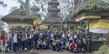 Pendakian ke Pucak Mangu, Napak Tilas Leluhur dan Syukur atas Anugerah Alam