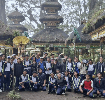 Pendakian ke Pucak Mangu, Napak Tilas Leluhur dan Syukur atas Anugerah Alam