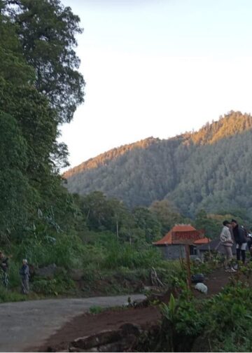 Mendaki Jangan “Ngae Daki” — Catatan Mendaki Sekaligus “Ngayah” ke Puncak Gunung Lesung