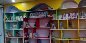 Perpustakaan Kontainer di Lapangan Puputan Badung: Mendekatkan Buku kepada Anak-Anak