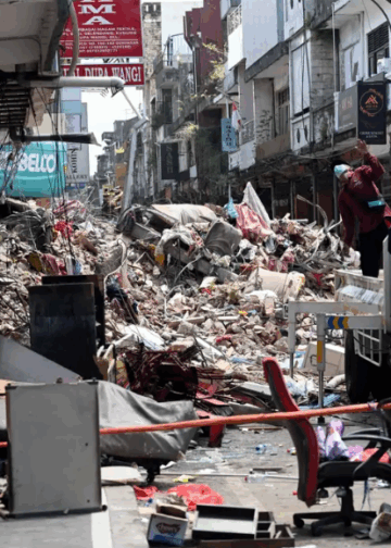 Melihat Sampah dan Demokrasi: Refleksi dari Banjir di Ibu Kota Bali