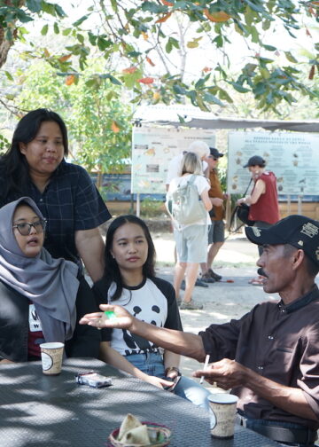 Pemimpin Desa Luang Barat dan Timur, Maluku Barat Daya, Belajar Konservasi Penyu di TCEC Bali Bersama WWF