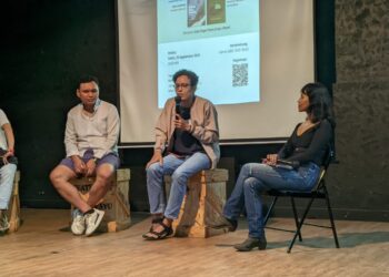 Menelusuri Jejak Sains dalam Puisi