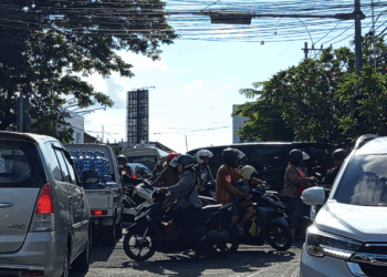 Bertaruh Nyawa di Jalan Raya