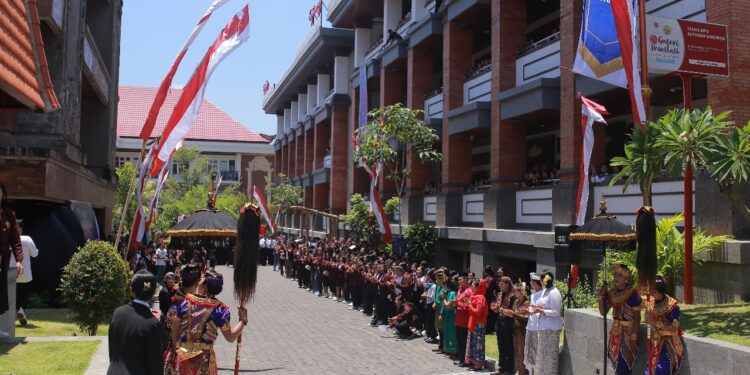 Institut Mpu Kuturan, Kampus Hindu Terbesar di Bali Utara, Berawal dari Sekolah Pendidikan Guru Agama