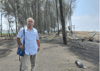 Dari Sodong ke Srandil: Wisata Pantai Berbalut Mitos