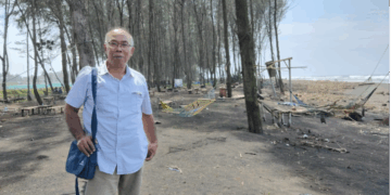 Dari Sodong ke Srandil: Wisata Pantai Berbalut Mitos