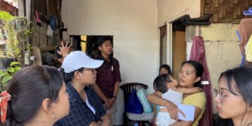 Ketika Kader Terdampak Banjir, DPC IPeKB bersama Forum GenRe Denpasar pun Hadir Membawa Bantuan