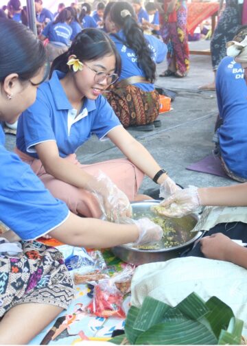 Merajut Kebersamaan dalam Lomba Lawar dan Gebogan — Cerita Hari Saraswati di SMK Kesehatan Bali Medika Denpasar