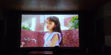 Film “Caught In 4K”: Ketika Panggung Digital Menjadi Perangkap