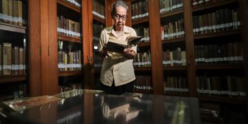 Hikayat Penyelamat Naskah Tetralogi Buru Pramoedya Ananta Toer — Obituari Oei Hiem Hwie