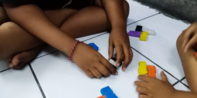 Gasing Penghapus, Imajinasi Anak, dan Senang-Cemas Orang Tua