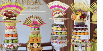 Reinkarnasi Perilaku Baik melalui Momen Hari Saraswati